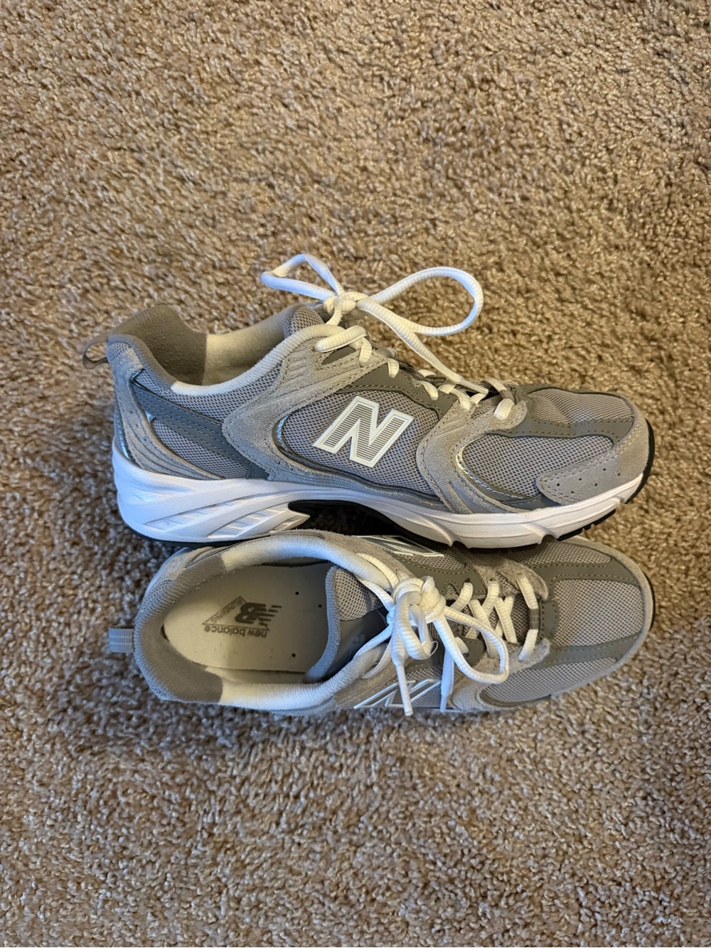 New Balance 530 Sneakers - Size 8